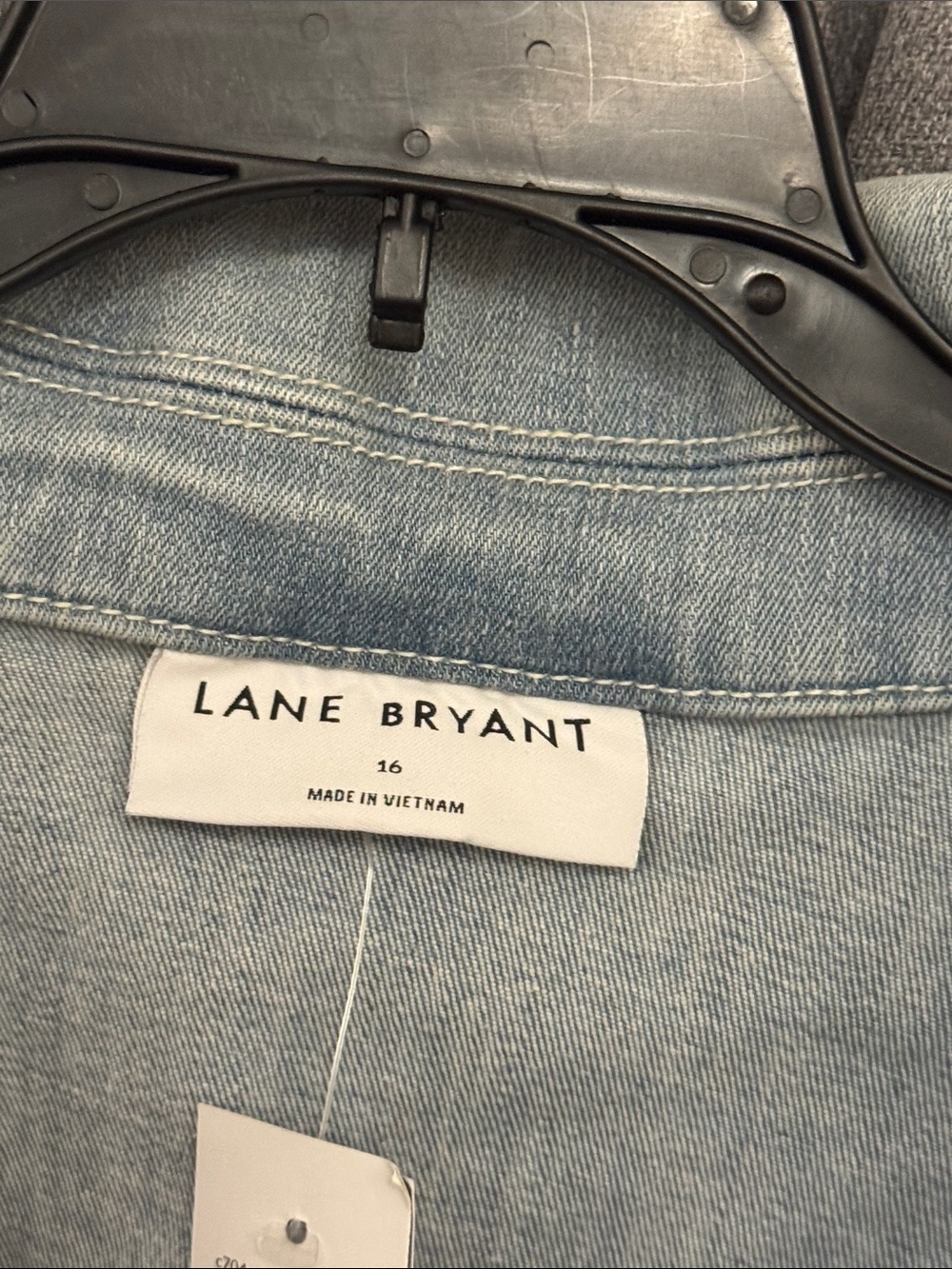 Lane Bryant Light Blue Denim Jacket with White Floral Embroidery - Picture 2 of 15